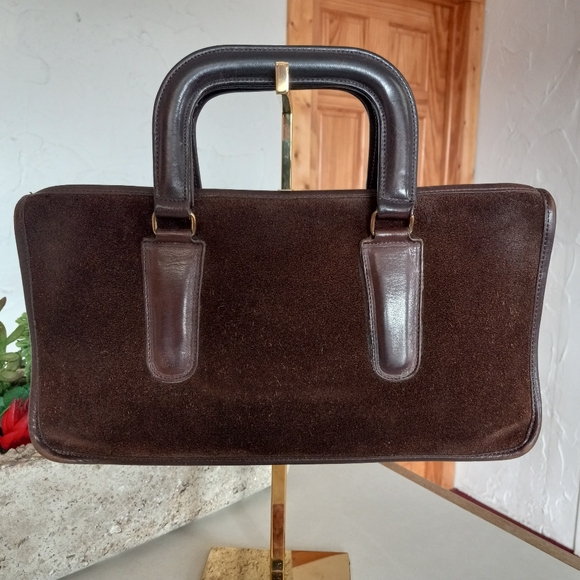 Coach Ruff-Out Suede, Mocha Zip-Top, Early 1970s - Picture 5 of 15